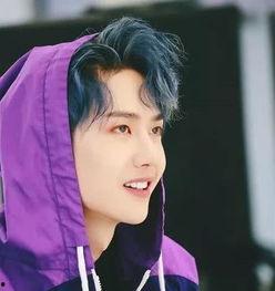 娱乐圈热搜爆料王一博,热搜背后的实力与魅力