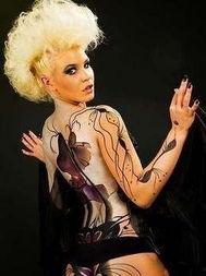 网友爆料人体涂鸦视频,网友爆料神秘视频引发热议  第1张